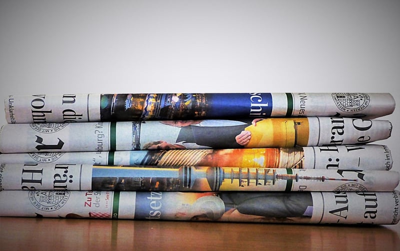 Upcycled paper accessories